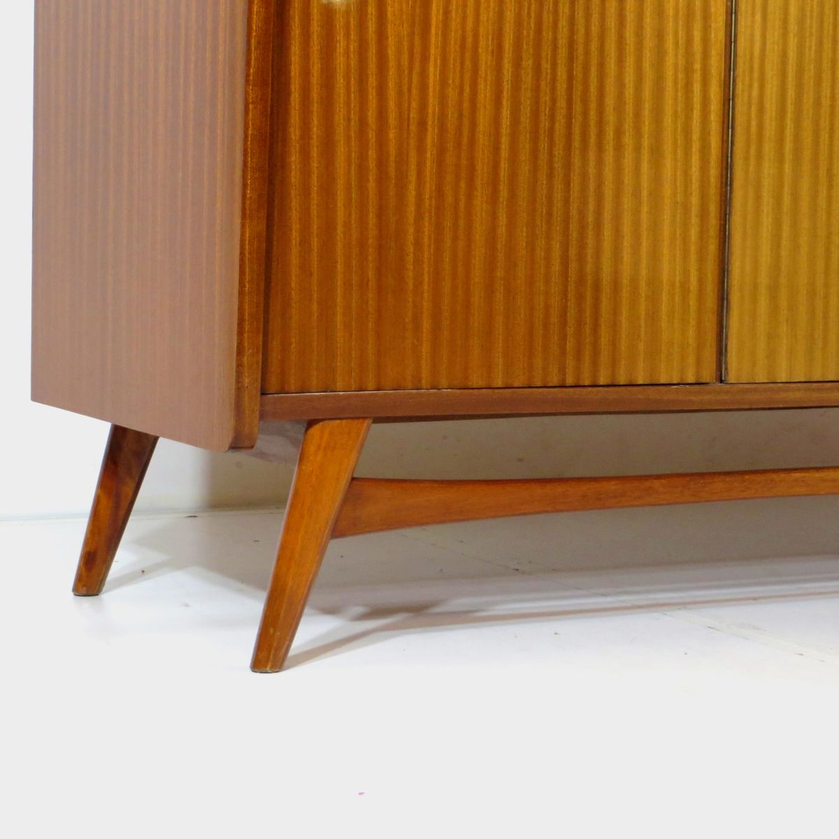 Vintage Scandinavisch Design 4-deurs Kledingkast In Teak, 1960s image 9