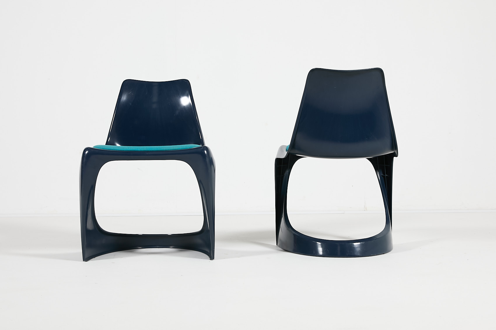 Set Of 4 Steen Ostergaard A-line Chairs By CADO image 8