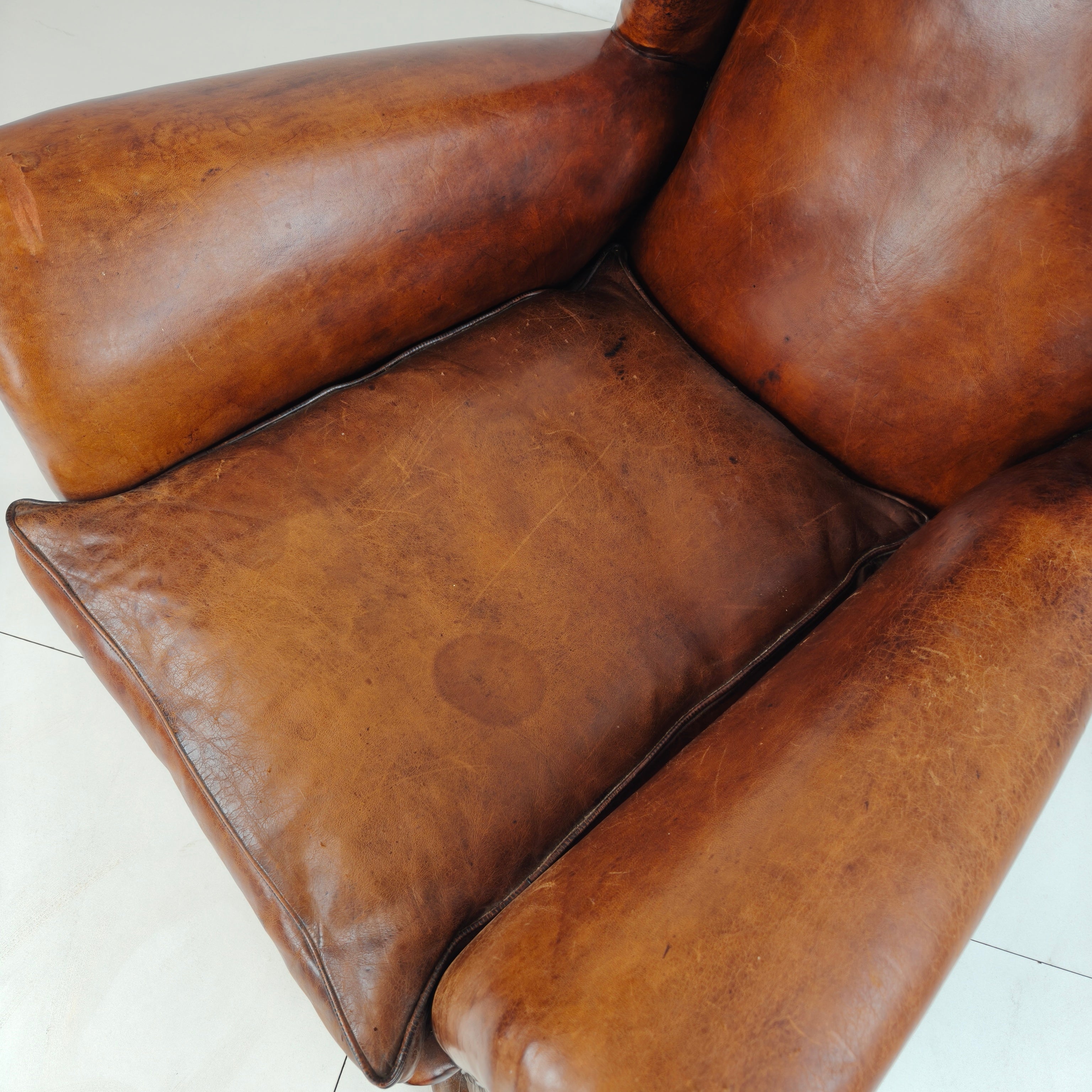 Engelse Leren Fauteuil – Hoge Kwaliteit & Uitstekend Comfort” image 3