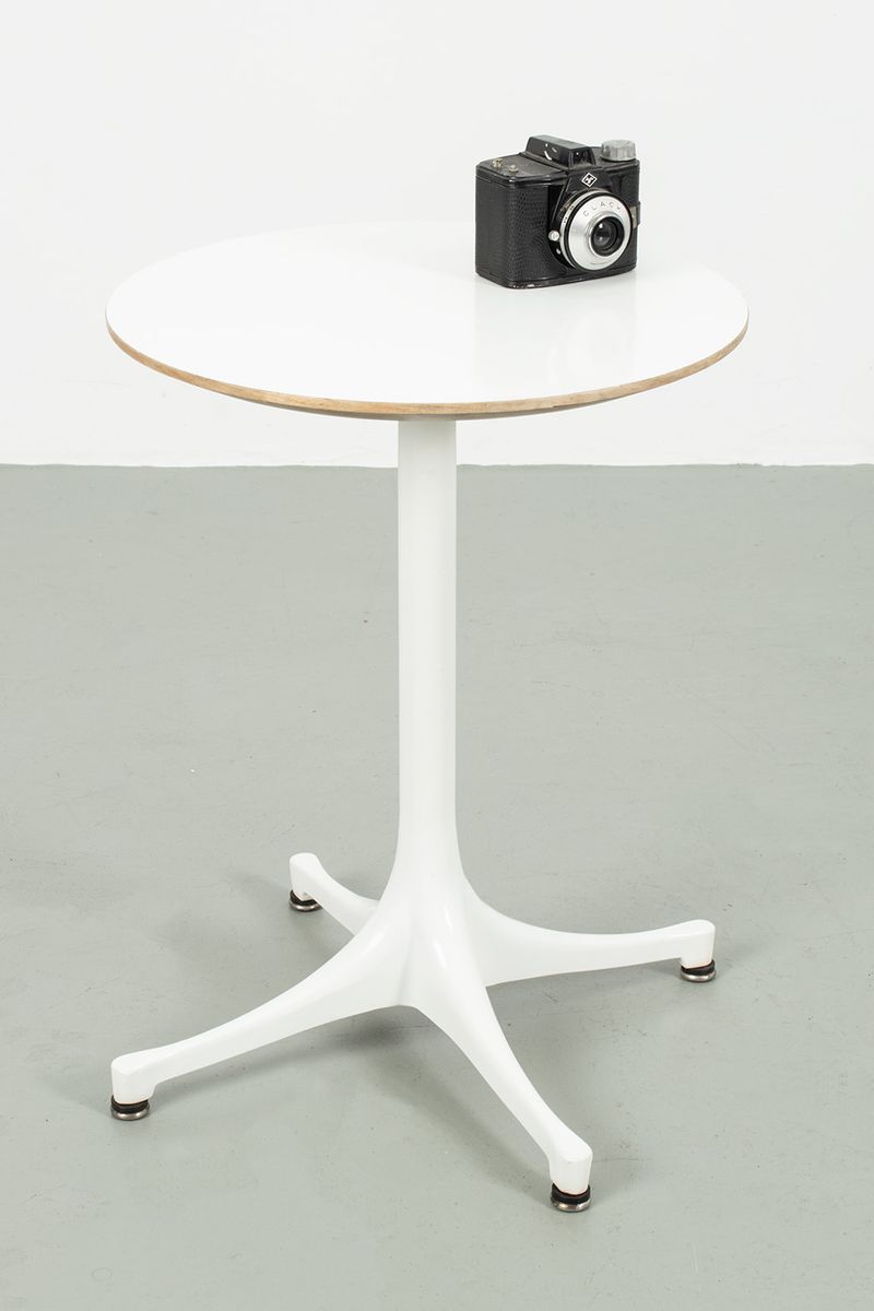 Herman Miller Bijzettafel image 2
