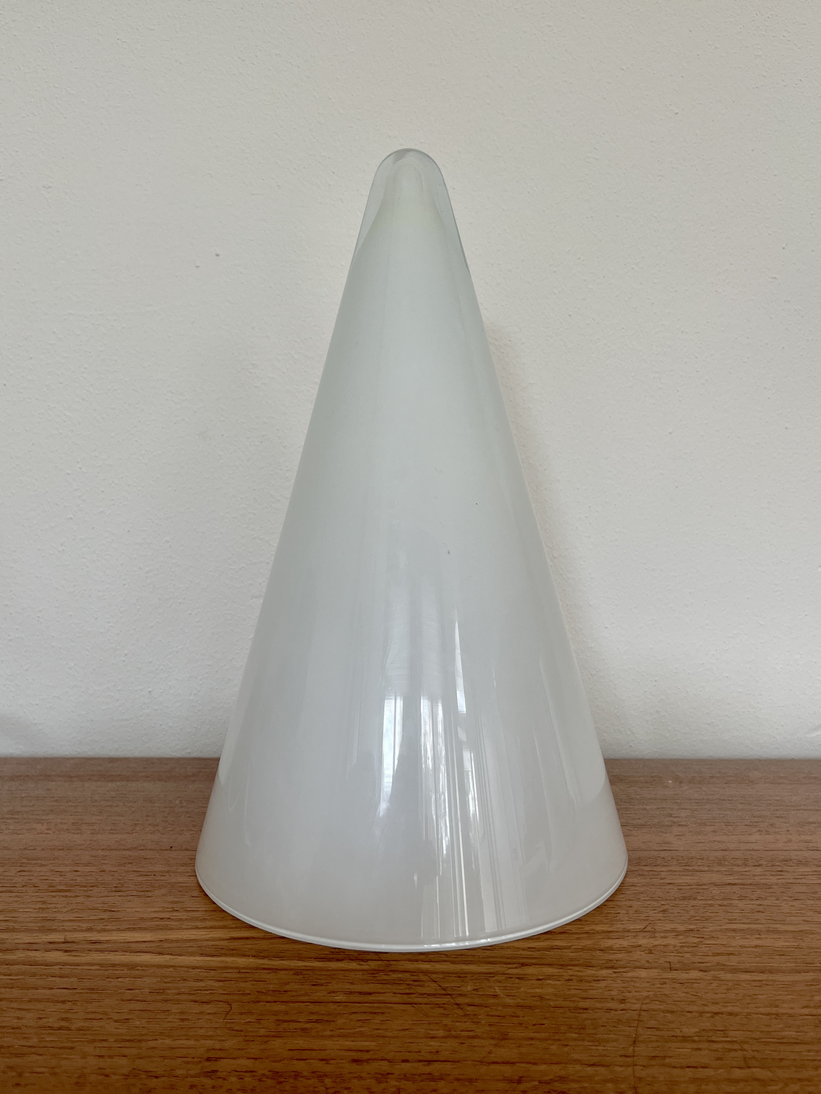 Vintage Large Sce Teepee Cone Design Table Lamp image 4