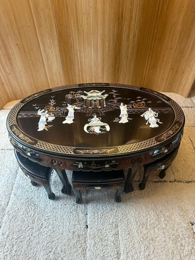Chinese Salontafel Met Houtsnijwerk Incl 6 Krukjes image 3