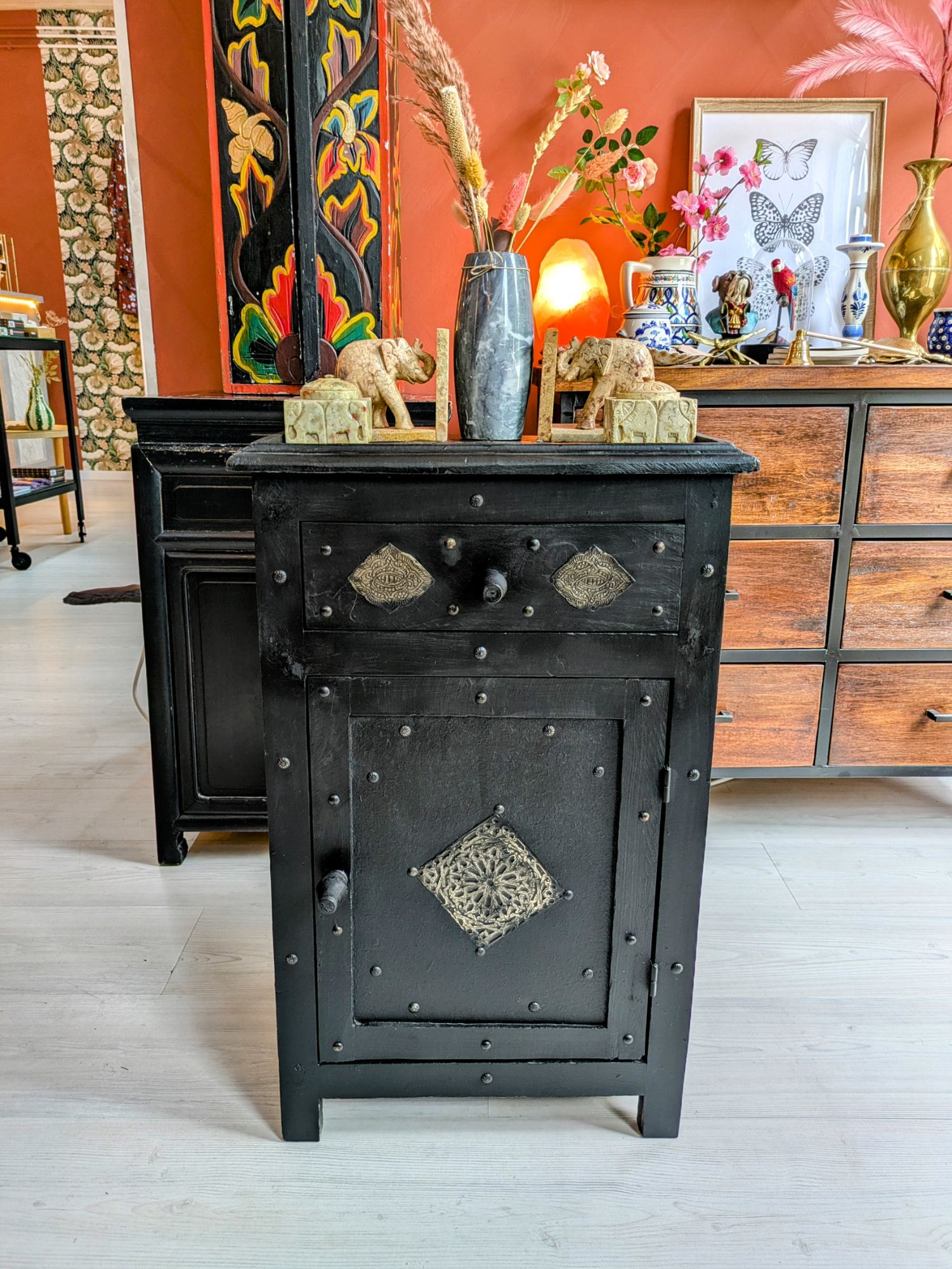 Zwart Indiaas Boho Kastje Met Ornamenten image 3
