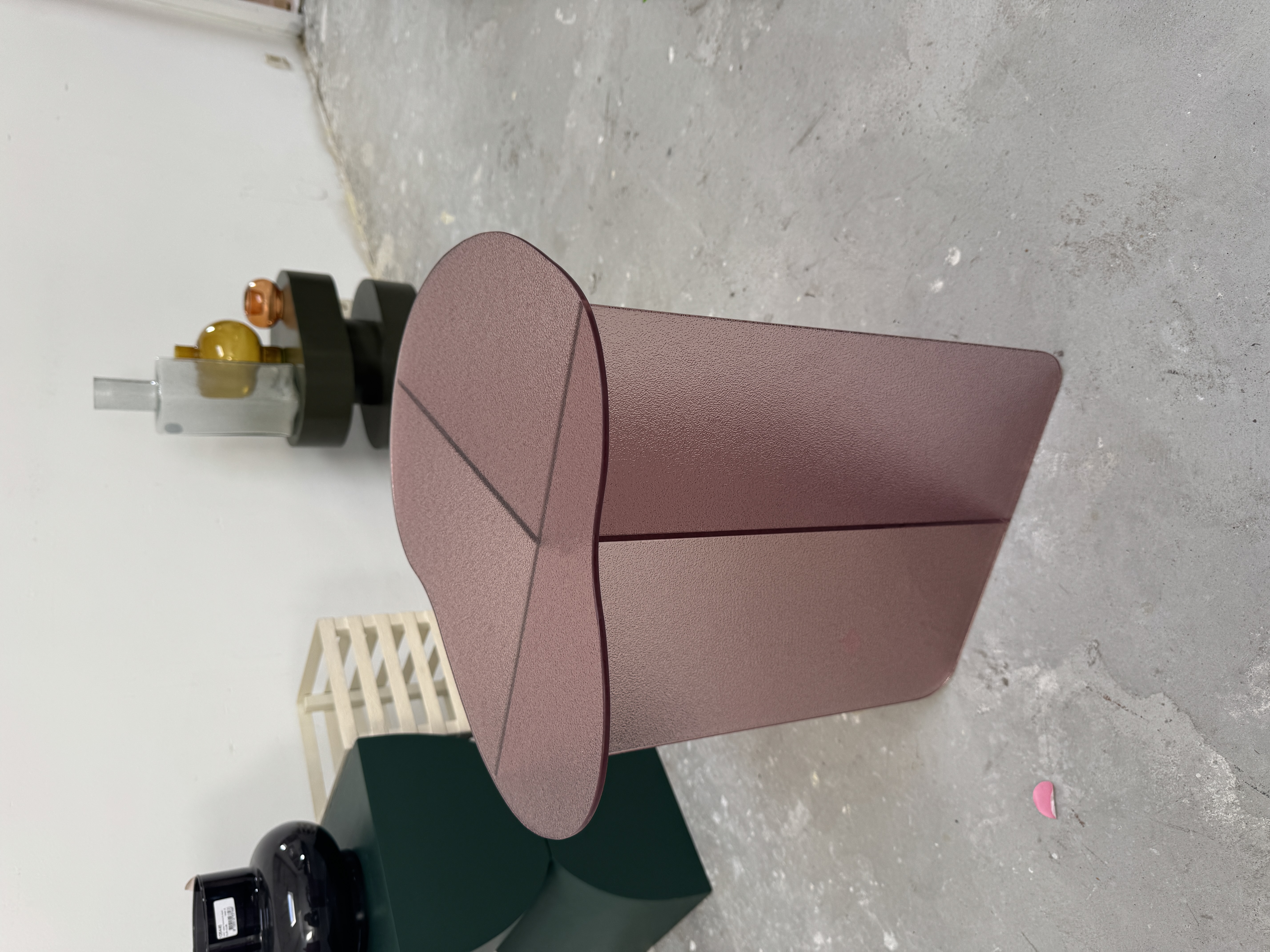&klevering Amsterdam Roze Bijzettafel image 3