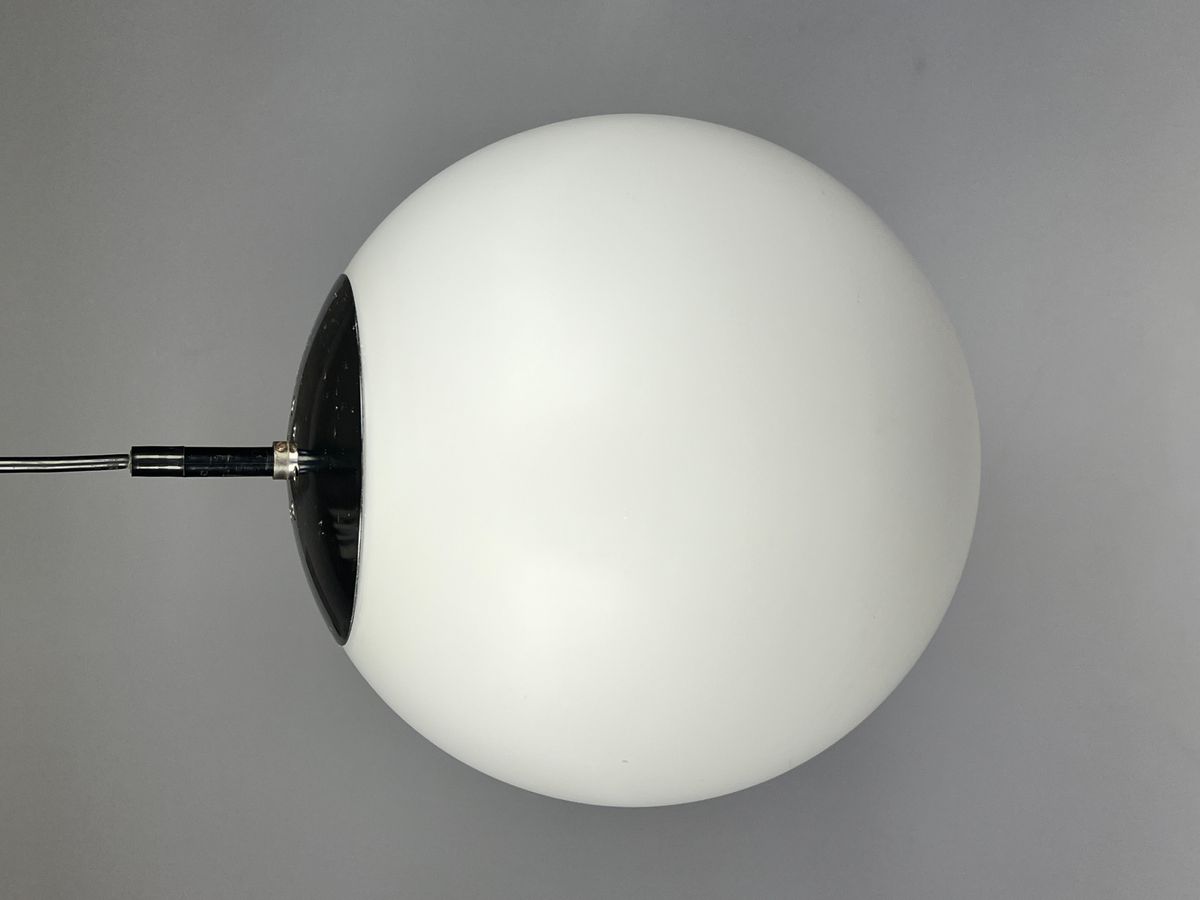 Vintage Raak Hanglamp / Bollamp, B1153 "ochtendnevel" image 14