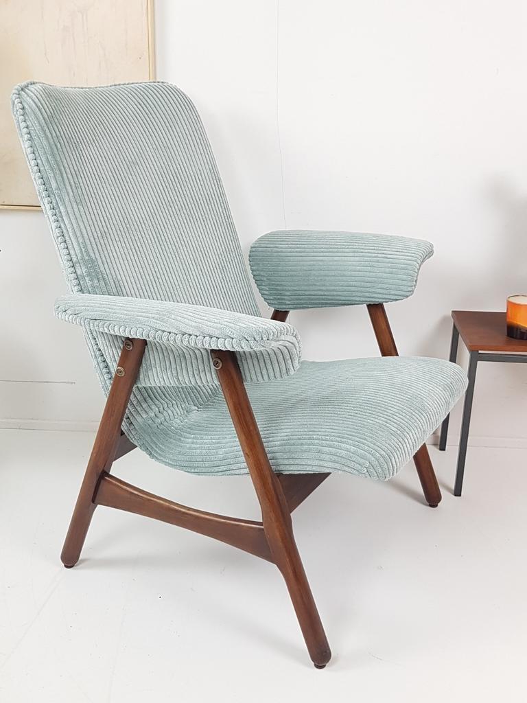 Vintage Fauteuil Teakhout Licht Blauwe Ribstof Nieuw image 9