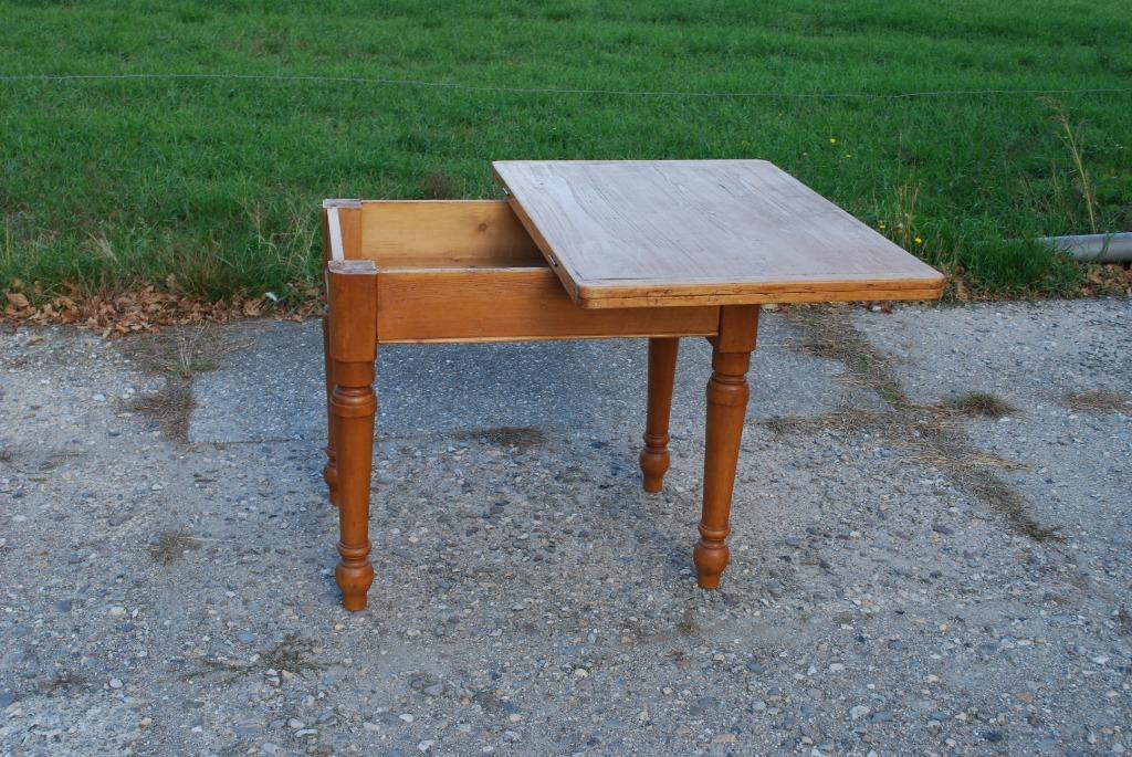 Antieke Grenen Tafel Met Uitklapbaar Blad image 3