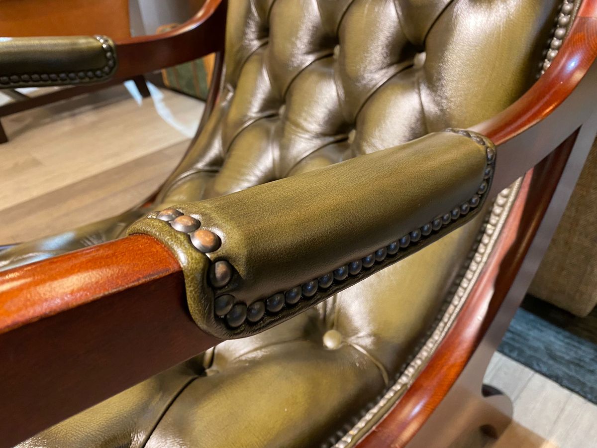 2 X Engelse Chesterfield Fauteuils/stoelen In Nieuwstaat Antiek Groen image 7