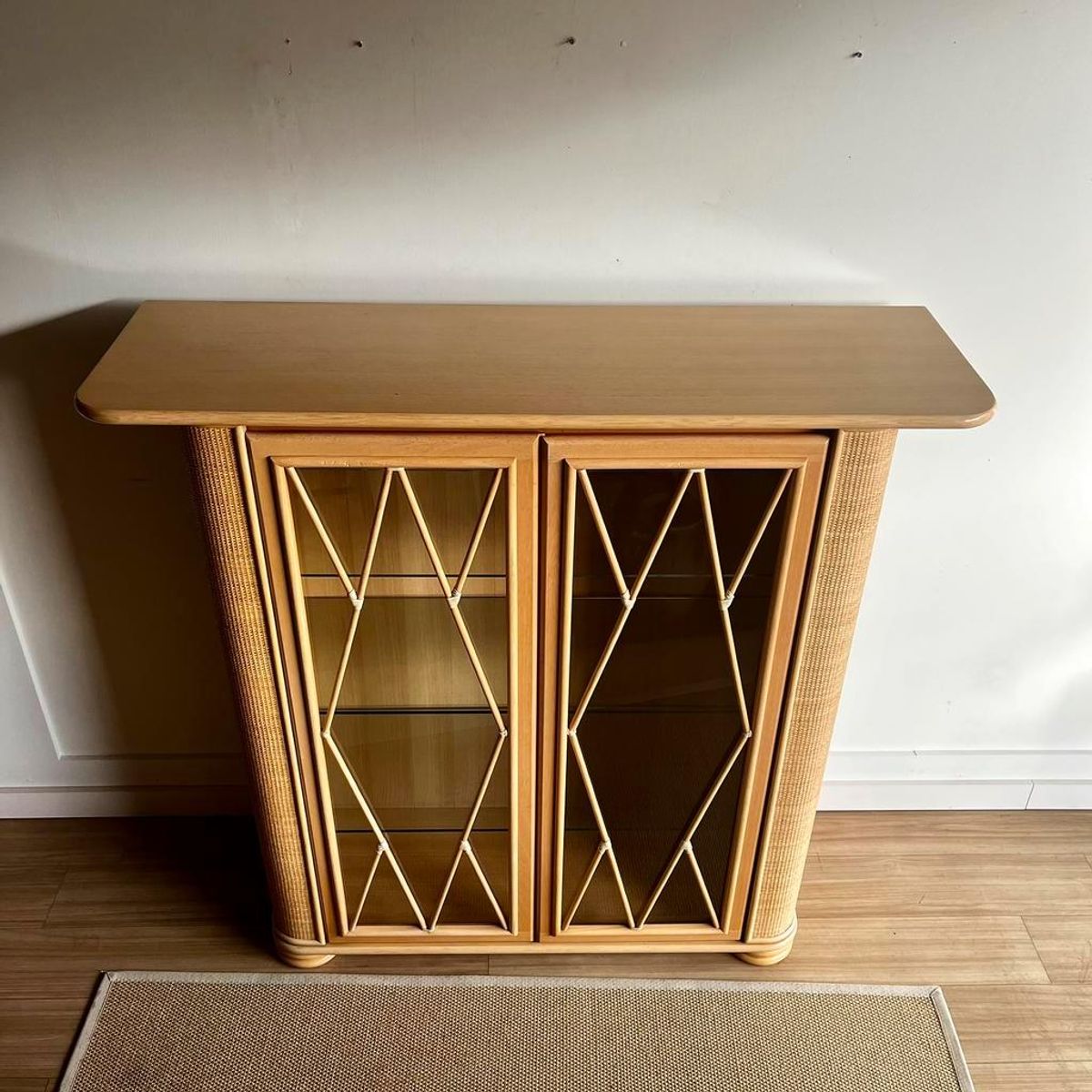 Sale! Roberti Rattan Vitrinekast Rotan Mid Century Vintage image 9