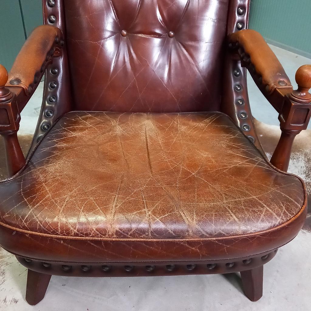 Bijzonder Stoere Vintage Bibliotheekfauteuil Met Studs image 9