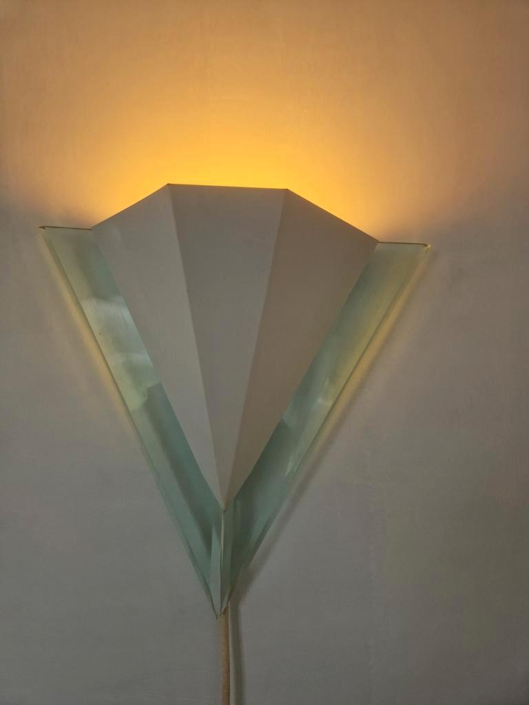 Postmodern Art Deco Revival Wandlamp Design Vintage. image 5
