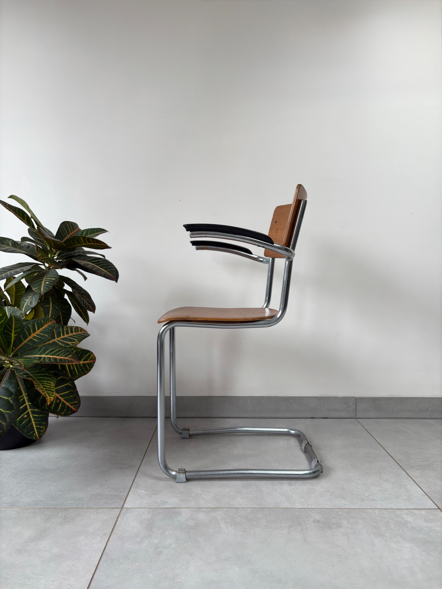 Vintage Buisstoel Bauhaus Stijl image 4