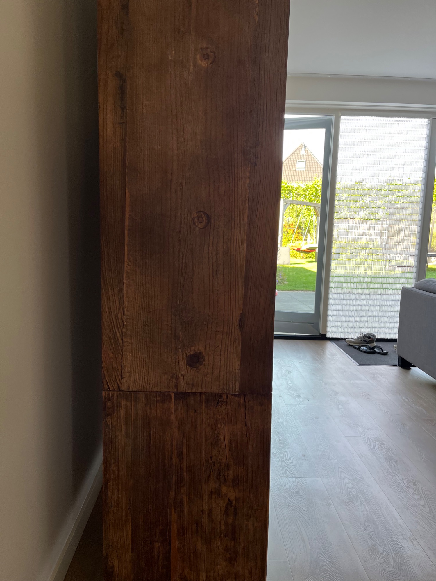 Unieke Kast Van Gerecycled Elmhout – Stoer, Robuust En Karaktervol image 8