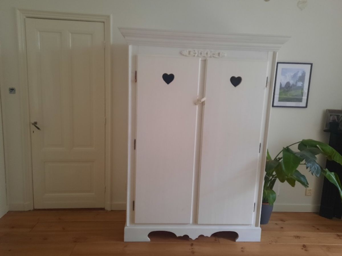Witte Grote Houten Kast. Opsetims Demi-kast image 14