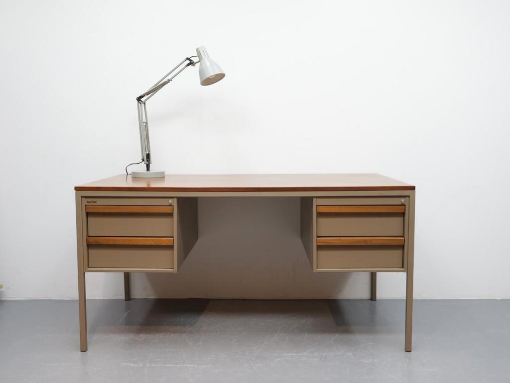 Vintage Bureau | Industrieel | Coen De Vries | Emmein image 4