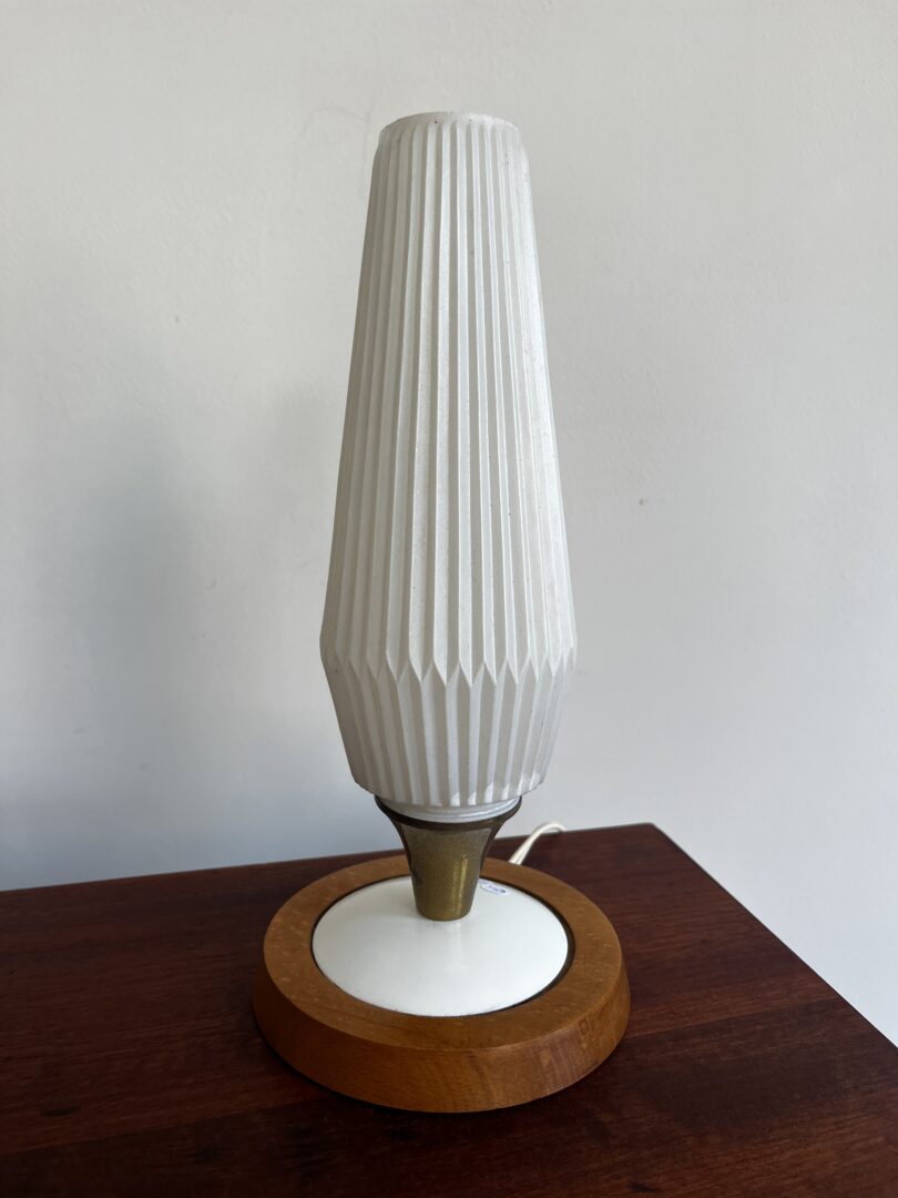 Fifties Opaline Table Lamp image 2
