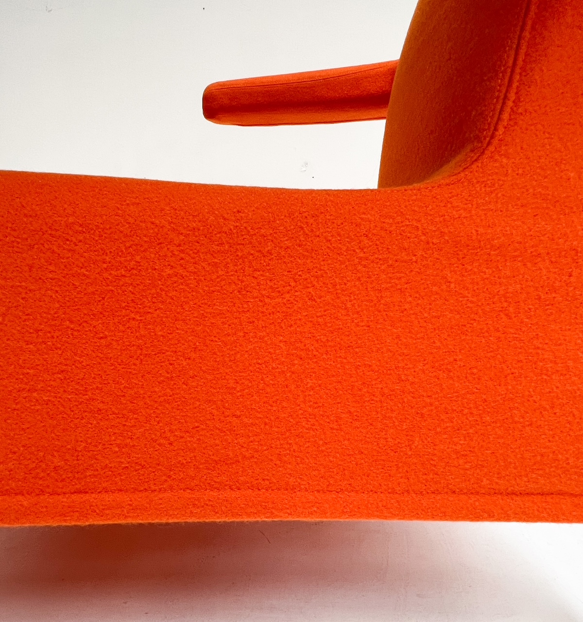 Toribio Fauteuil Van Lievore Altherr Molina, 1990's image 10