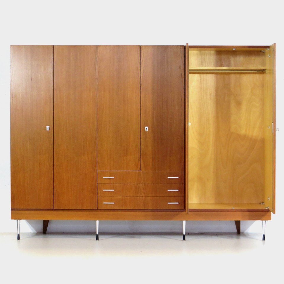 Grote Vintage Mid Century 6-deurs Kledingkast In Teak, 1960s image 3