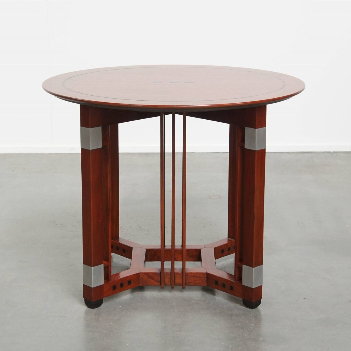 Mooie Ronde Schuitema Bijzet/salontafel Uit De Decoforma Serie In Art Deco Stijl image 2
