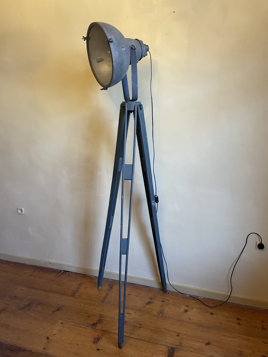 Vloerlamp Lamp Op Oud Statief Staand Industrieel Frns image 10