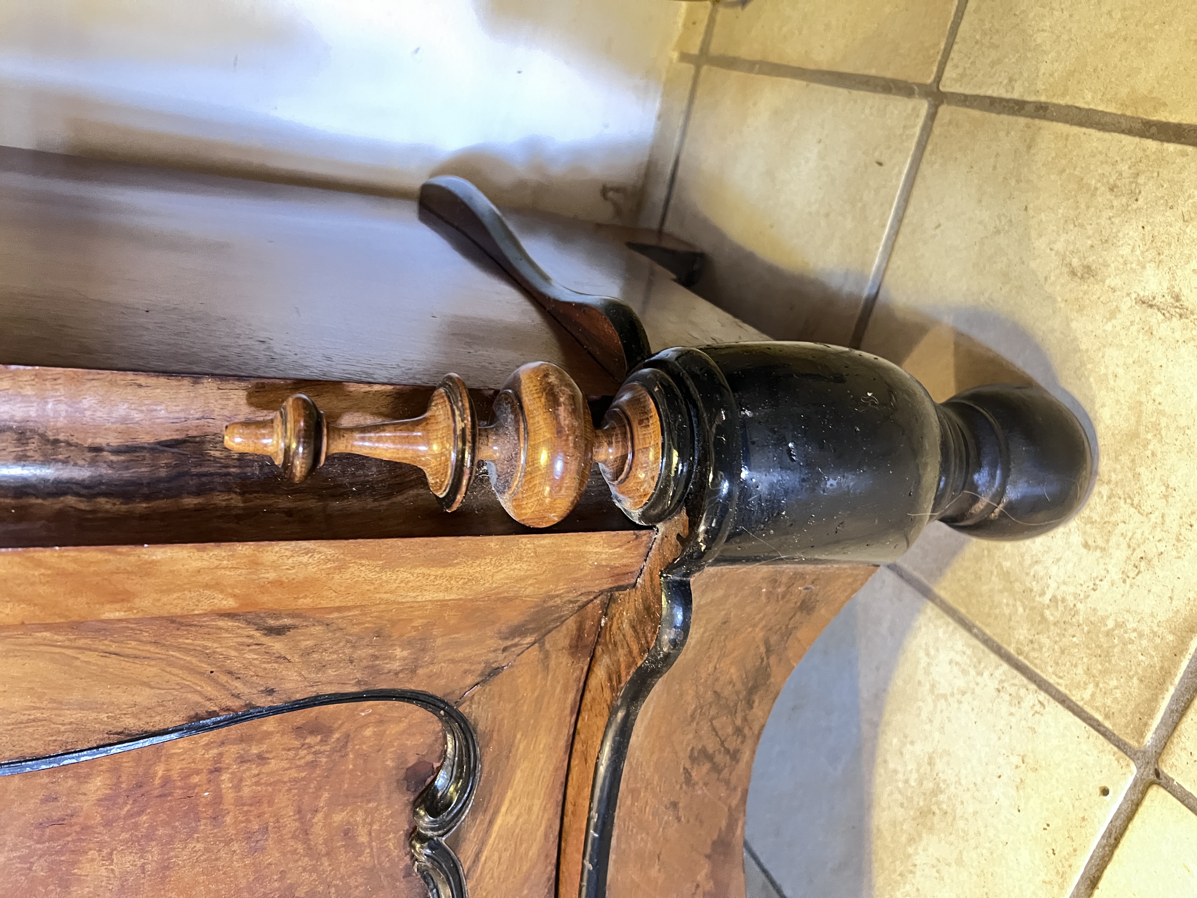 Antieke Mahonie Kast Met Twee Deuren En Lade, Zwarte Details Zgn. Willem 3 Stijl, 113 Cm Breed image 7