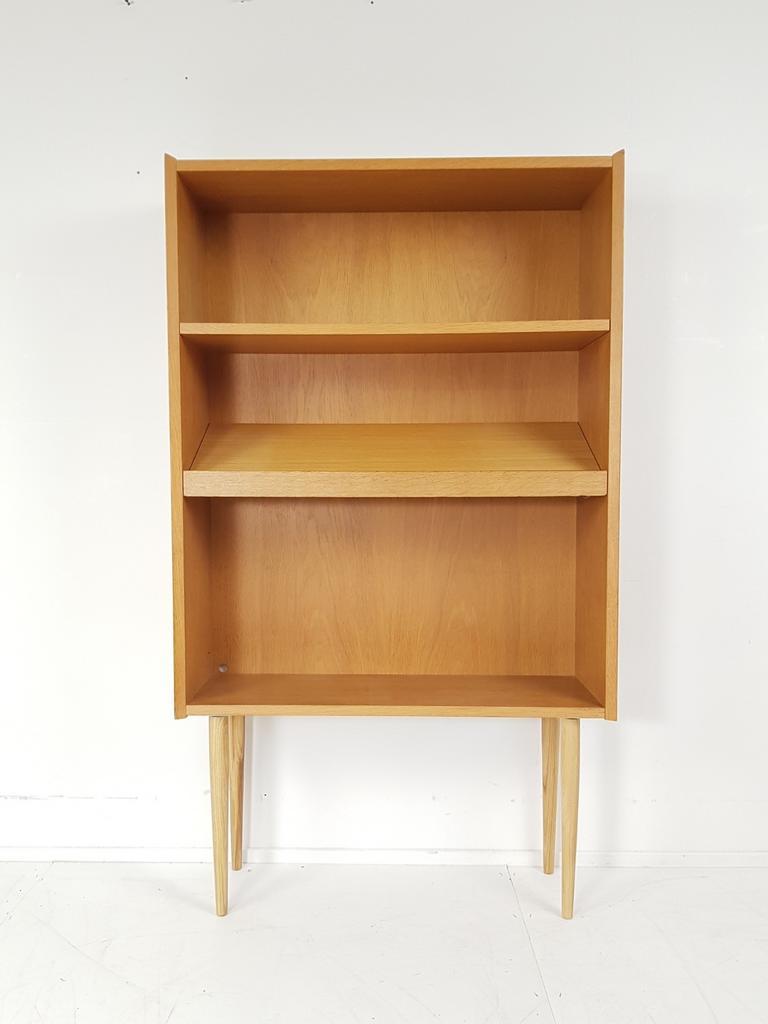 Vintage Deens Boekenkastje Eiken Fineer Met Lectuurgedeelte image 2