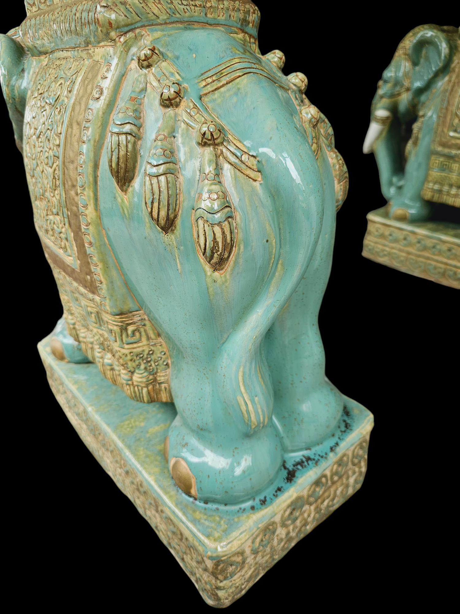 Vintage Design Tafel Olifant (en) Salontafel, Sidetable Olifanten Van Keramiek Zeegroen En Turquoise. image 12