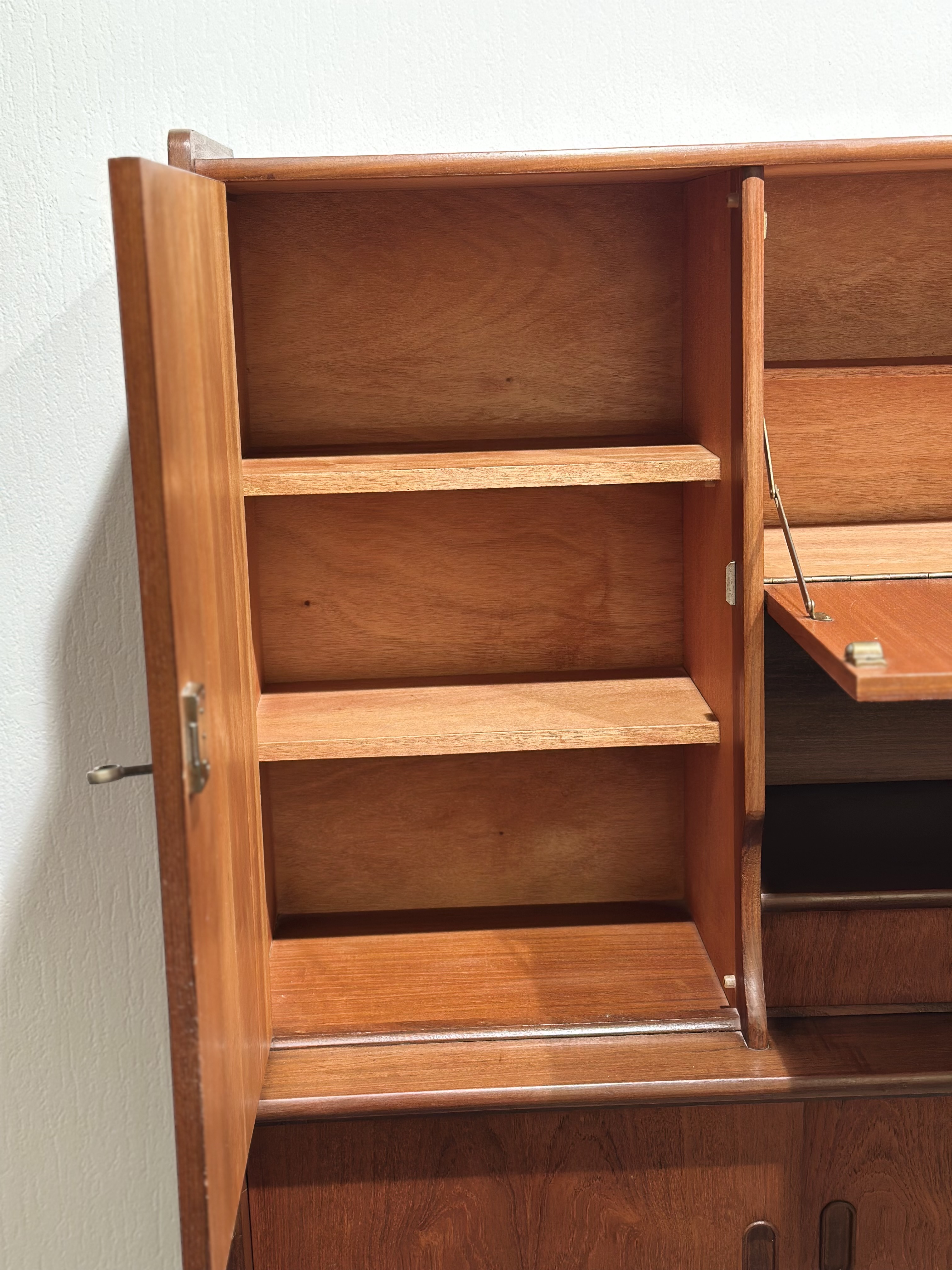 Vintage Retro Teak Midcentury Highboard Wandkast image 7