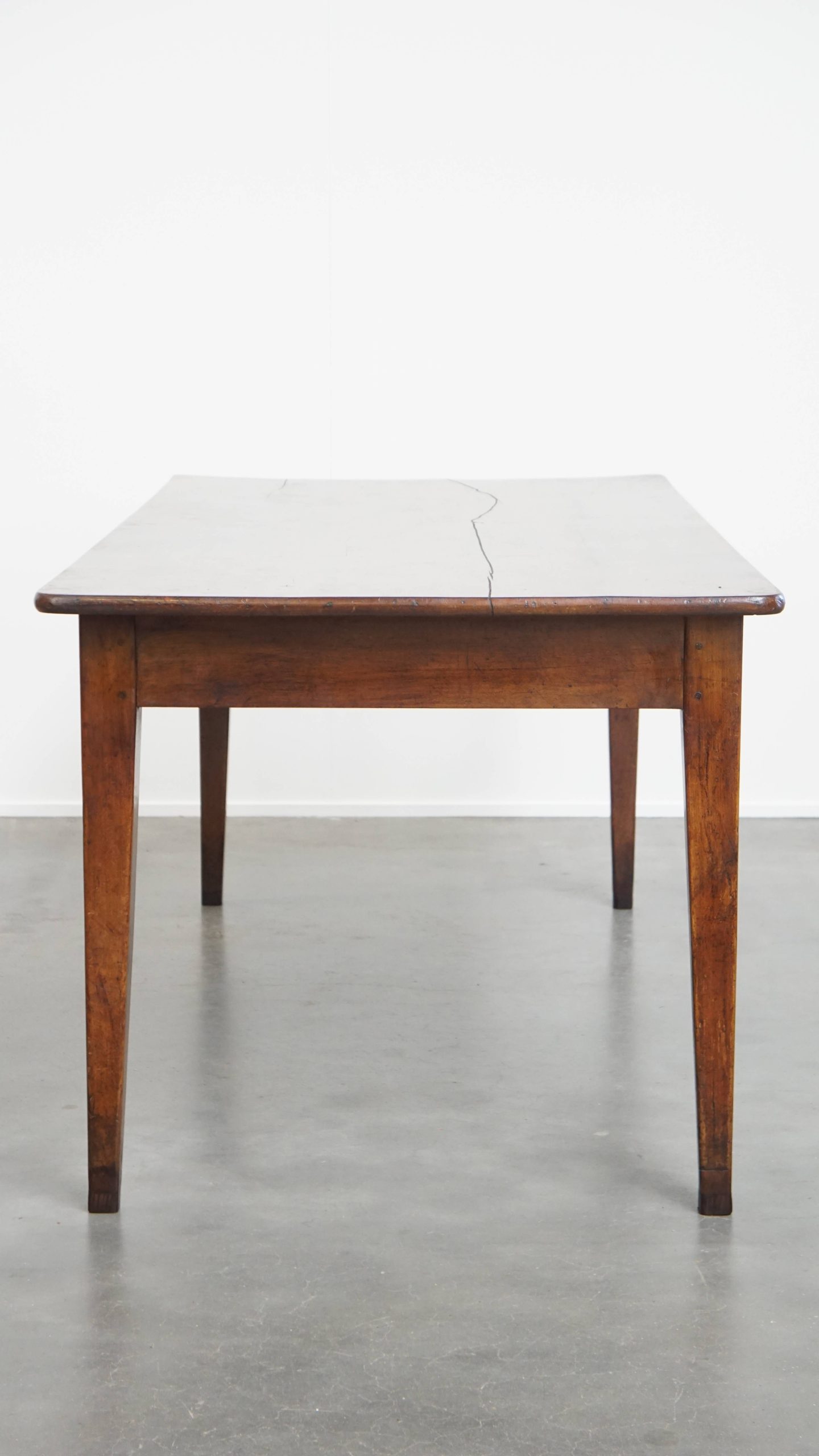 Antieke Franse Eettafel Gemaakt Van Kersenhout In Een Warme Kleur image 8