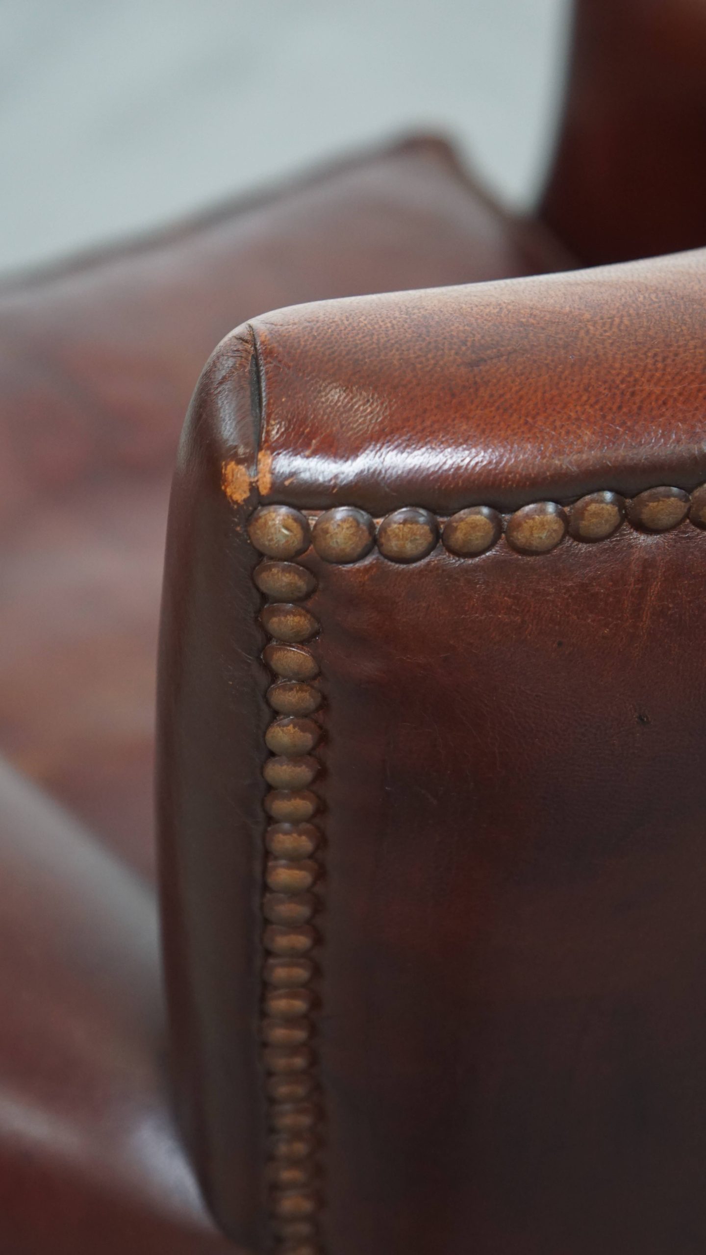 Vintage Karaktervolle Fauteuil Gemaakt Van Schapenleer Met Een Prachtige Warme Kleurstelling image 17