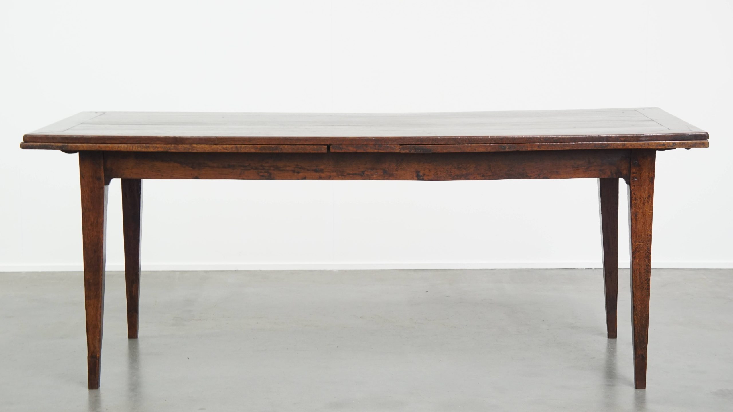 Antieke Franse Eikenhouten Uitschuifbare Xxl Eettafel Uit Eind 18e/ Begin 19e Eeuw image 6