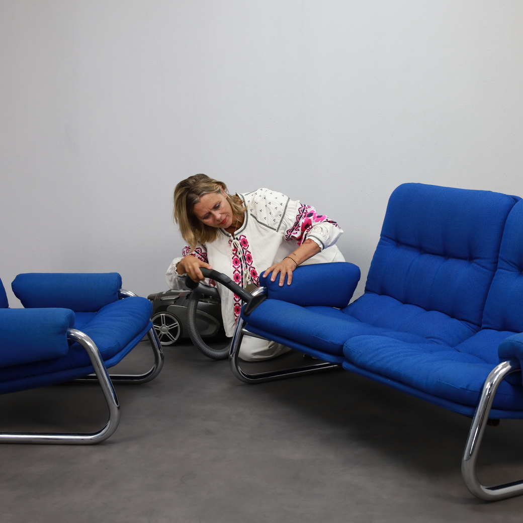 Chrome Tubular Frame Two-seater Sofa, 1970s image 7