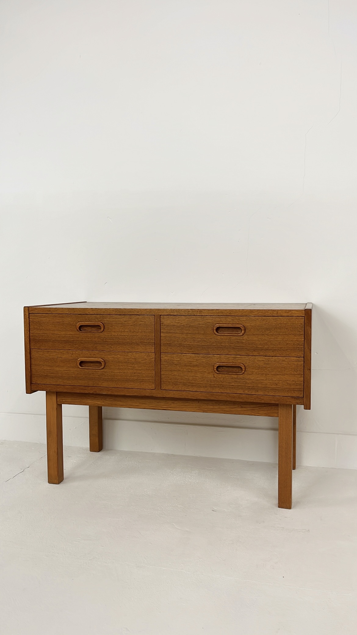 Scandinavisch Vintage Teak Fineren Ladekast Renal image 2
