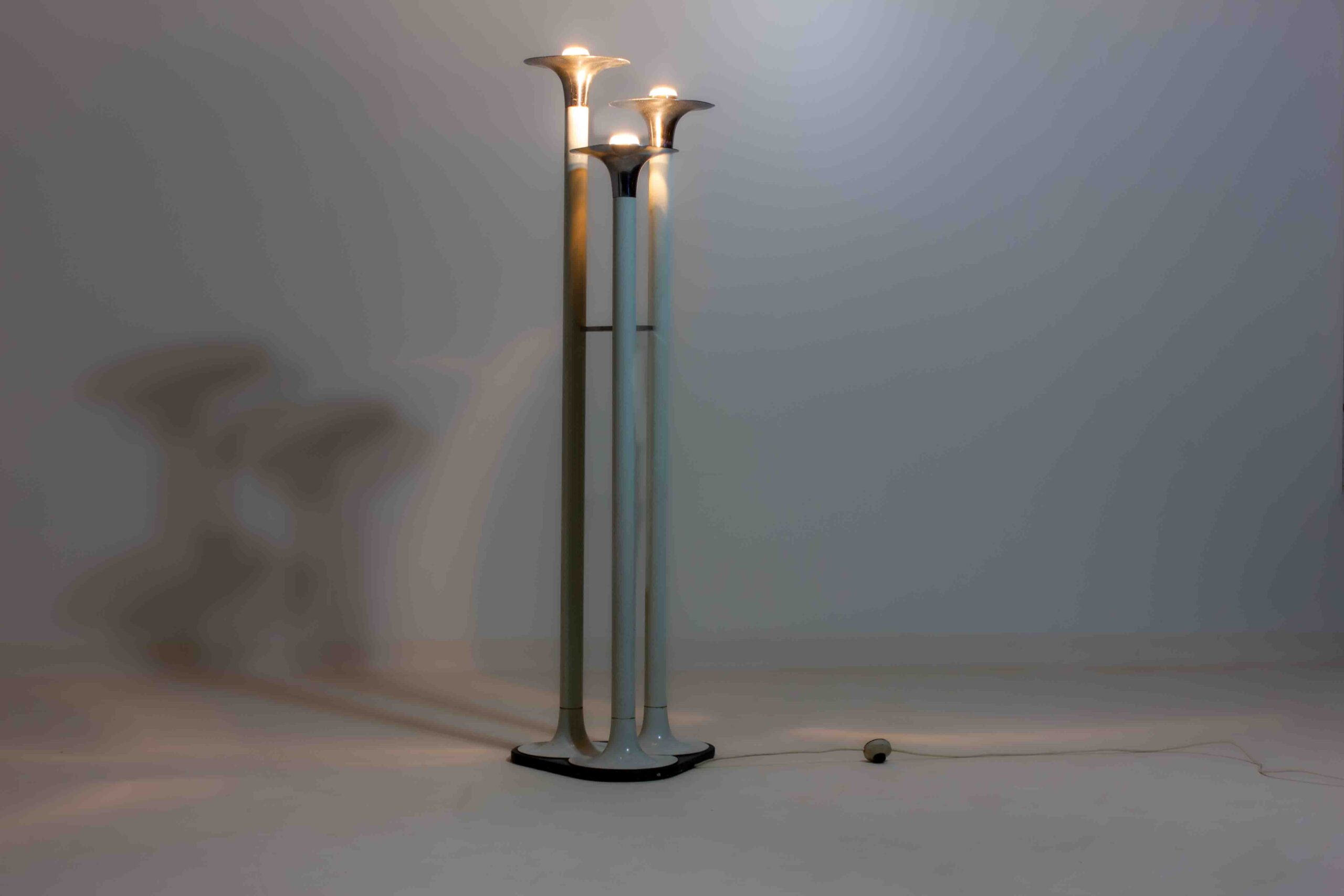 Franse Mid-Century Driepoot "Trompet" Stalamp Met 3 Lichtpunten, 1970S image 3