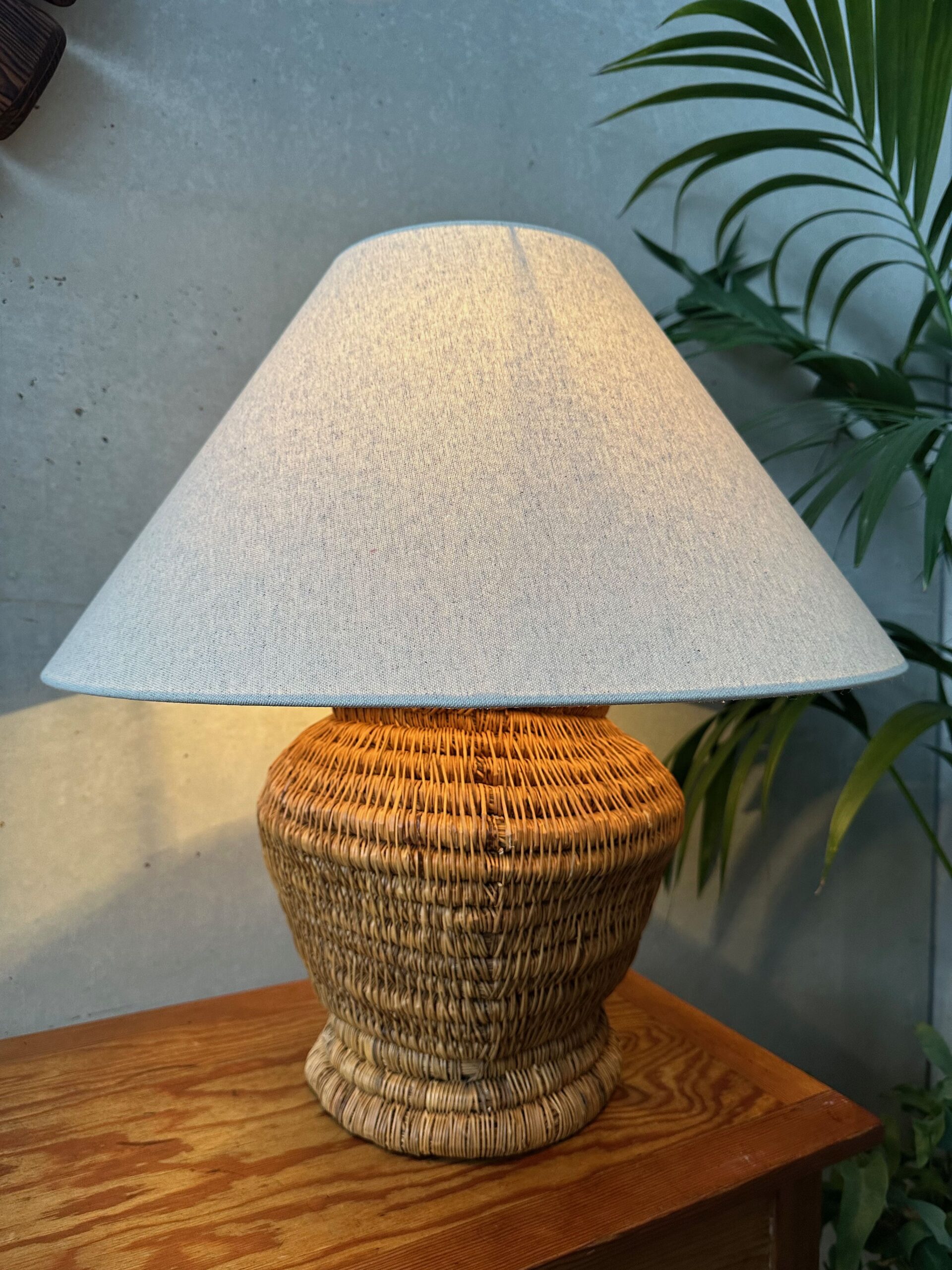 Vintage Tafellamp – Oude Rotan Kruik image 4