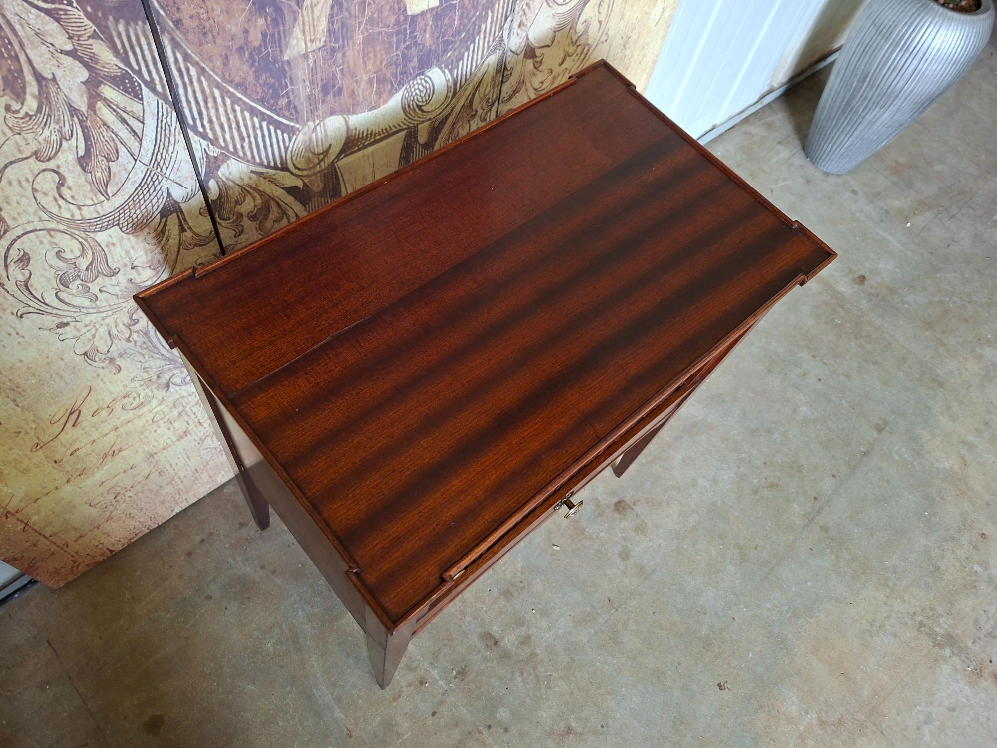 Antieke Haltafel, Telefoontafel, Bijzettafel, Met Roldeurtje Afm. 56x34cm En 65cm Hoog. image 5