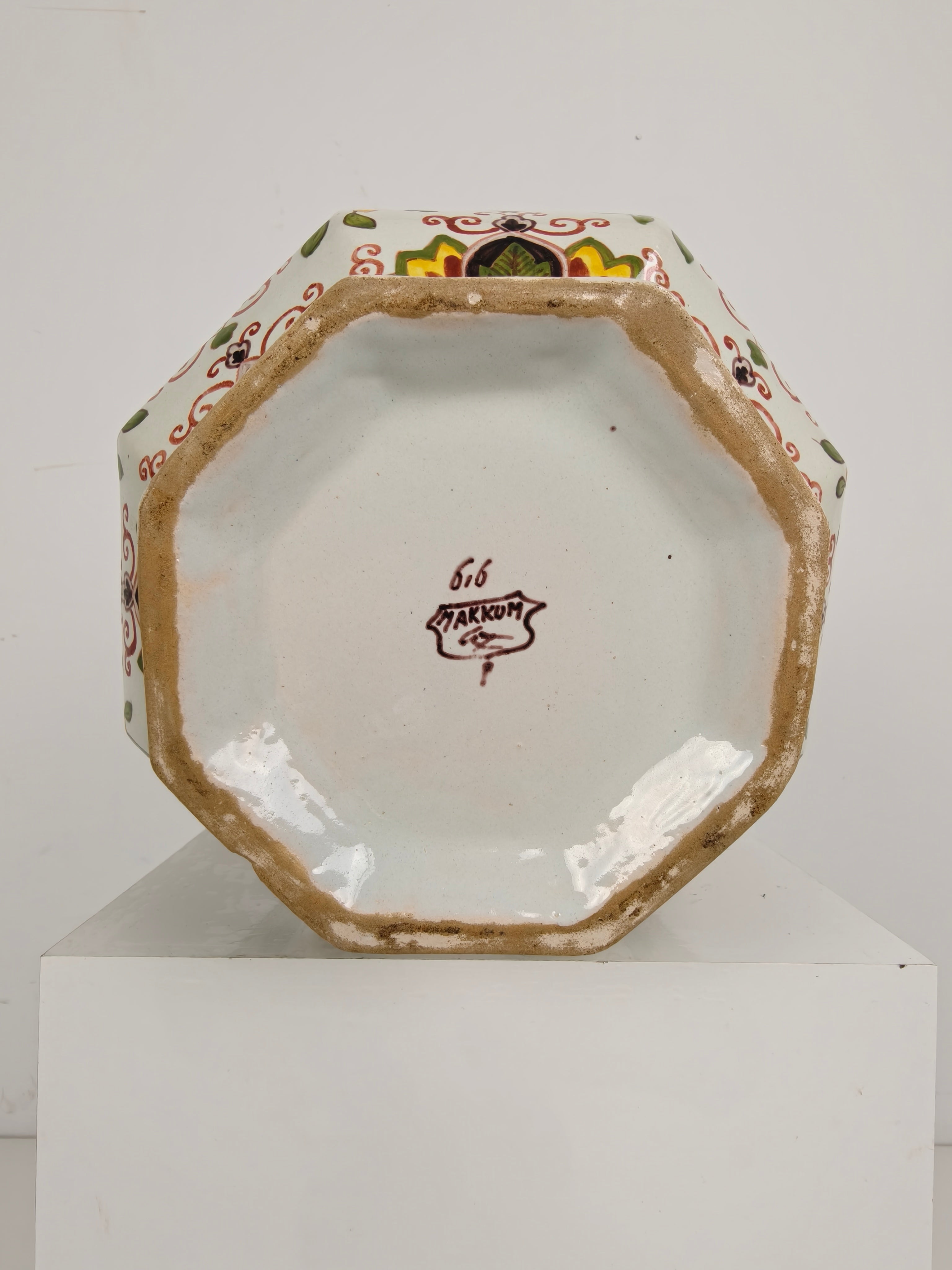 Makkum Tichelaar Lidded Pot, Hand-painted Porcelain – Dutch image 6