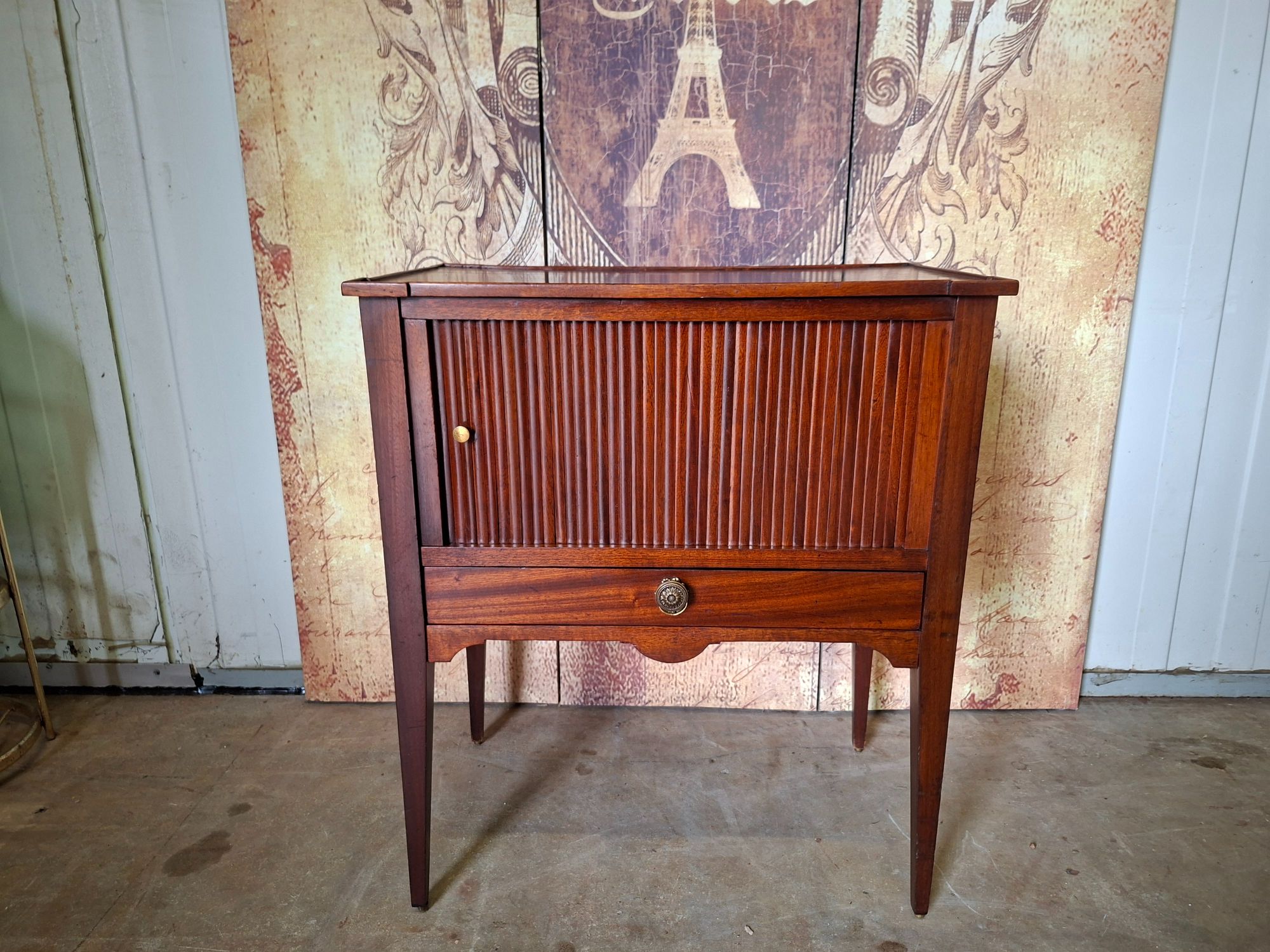 Antieke Haltafel, Telefoontafel, Bijzettafel, Met Roldeurtje Afm. 56x34cm En 65cm Hoog. image 2