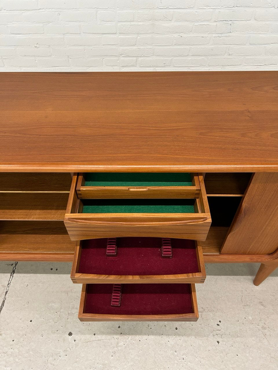 Johannes Andersen Deens Design Dressoir image 19