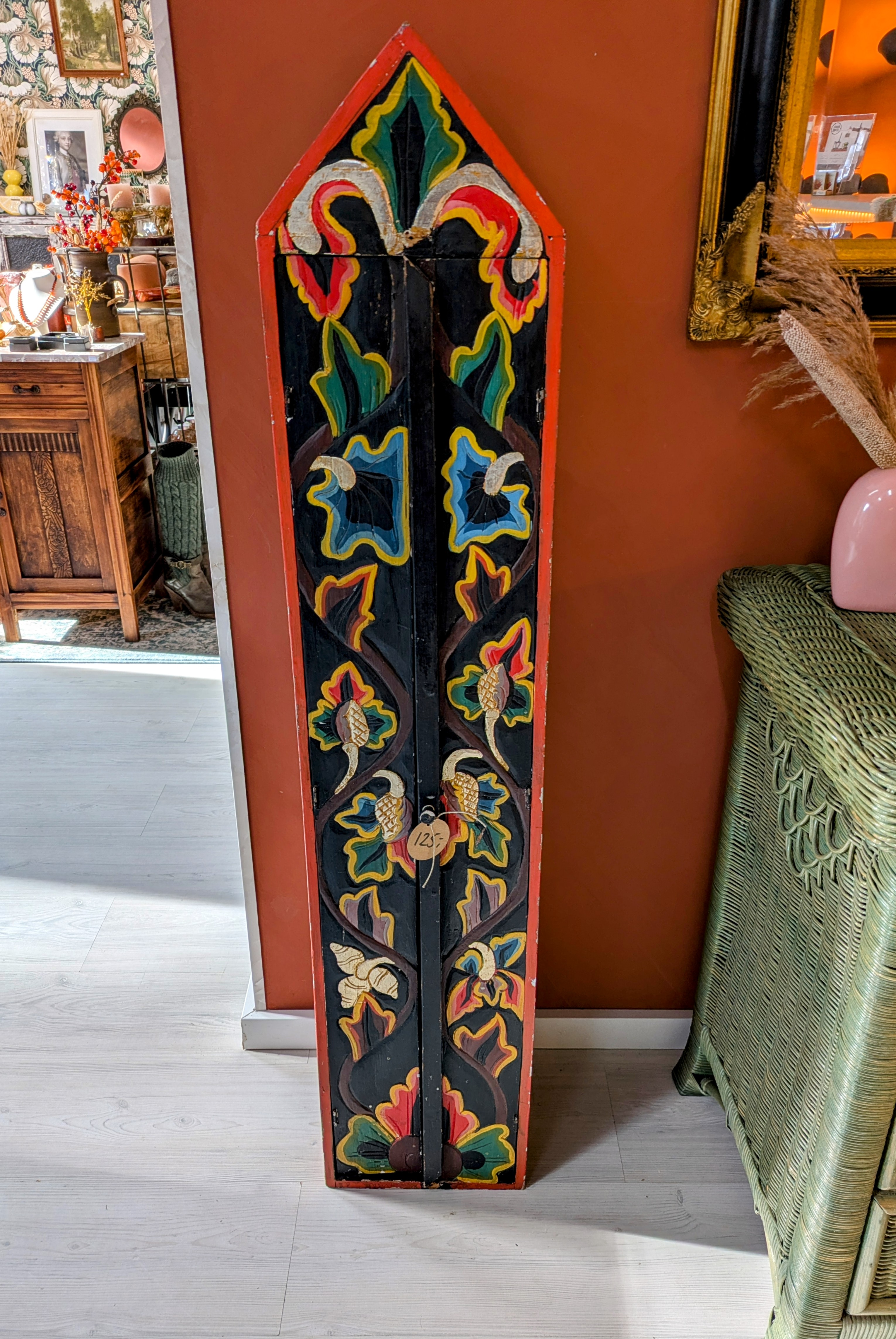 Tibetaans Kastje Houtsnijwerk Handgeschilderd image 2