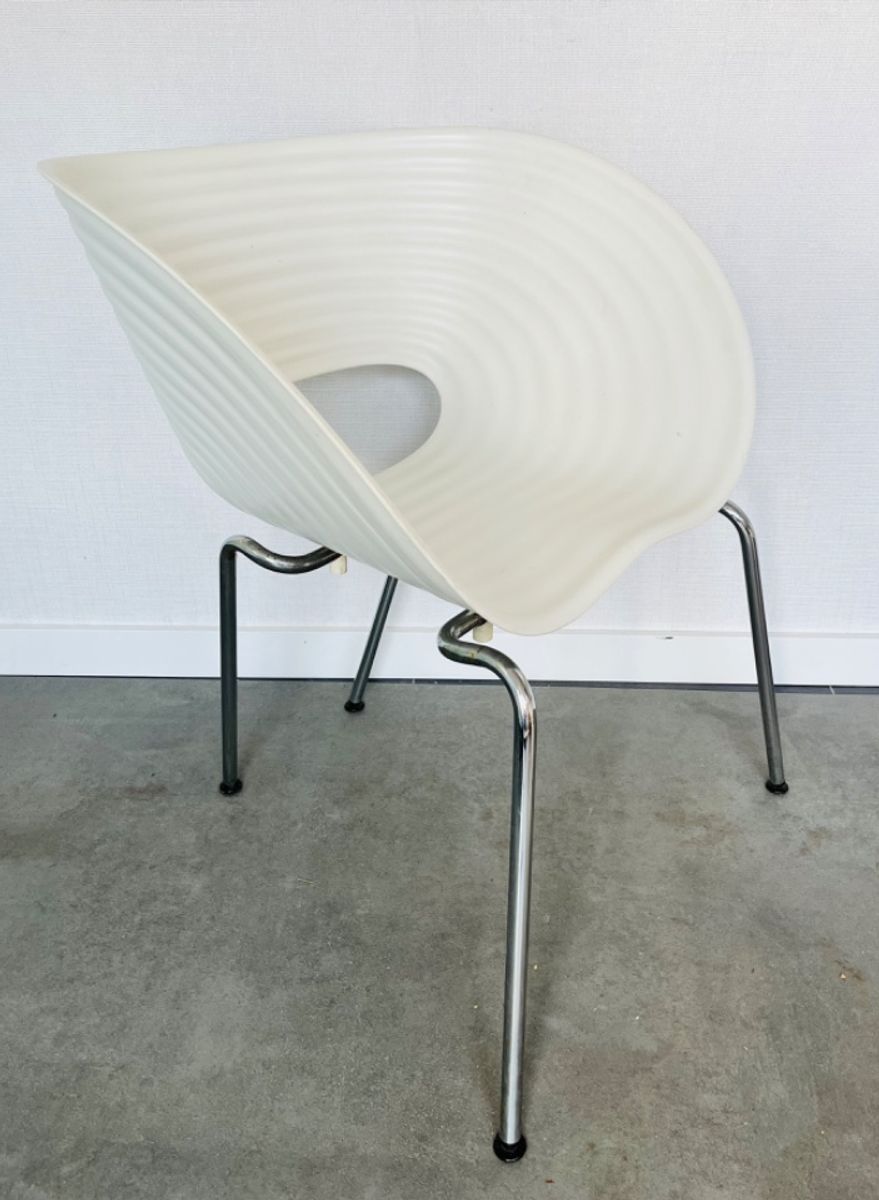 4 Vitra Tom Vac Stoelen image 9