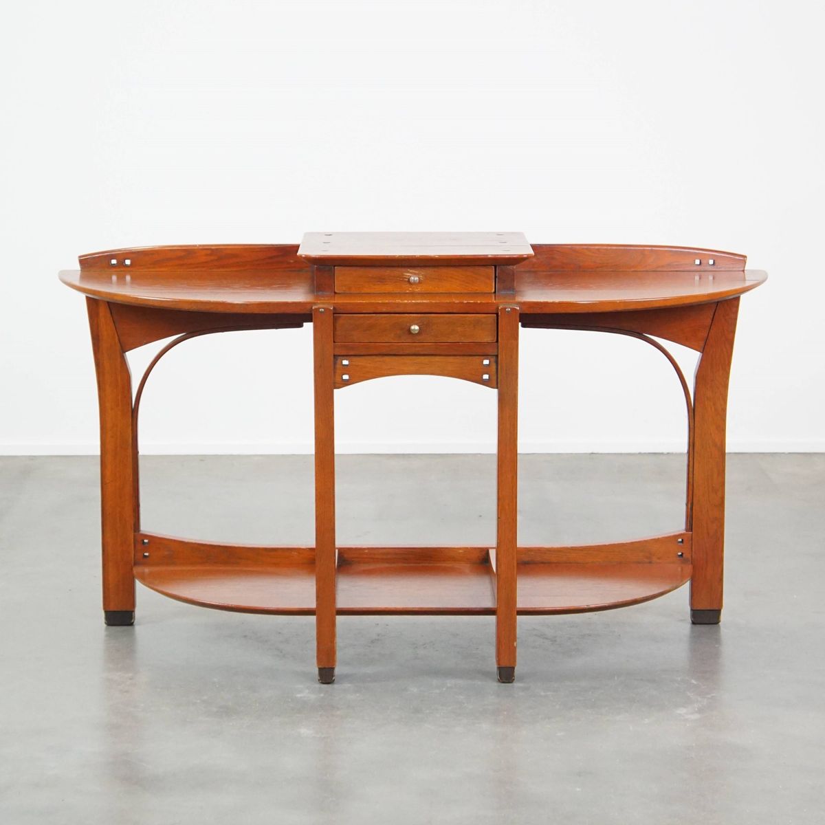 Jugendstil, Art Nouveau Gangkastje/ Side Table Van Schuitema image 2