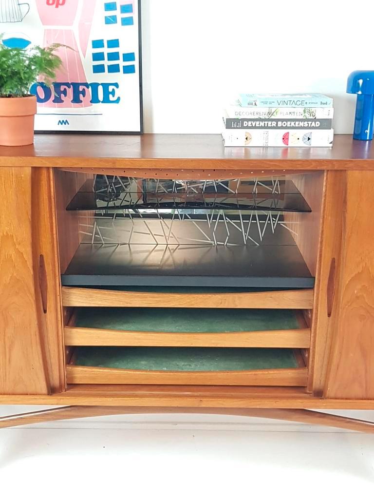 Deense Teak Houten Wandkast | Sideboard | Dressoir image 7