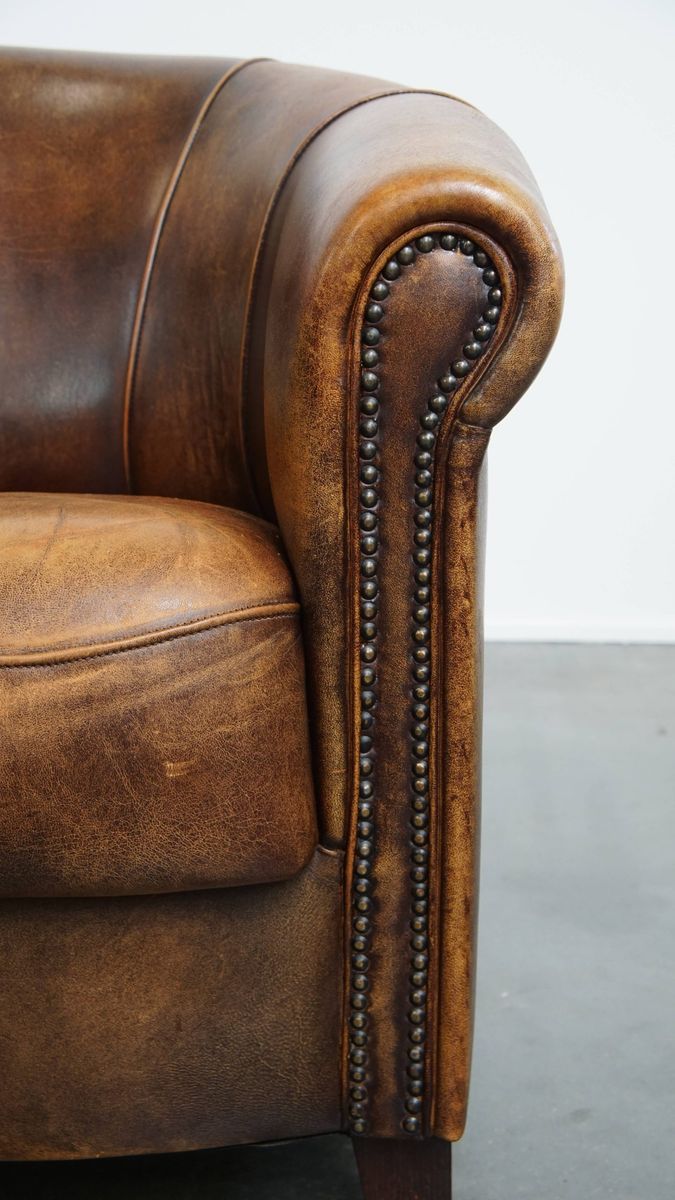 Unieke En Tijdloze Schapenleren Clubfauteuil Met Een Geweldig Patina image 11