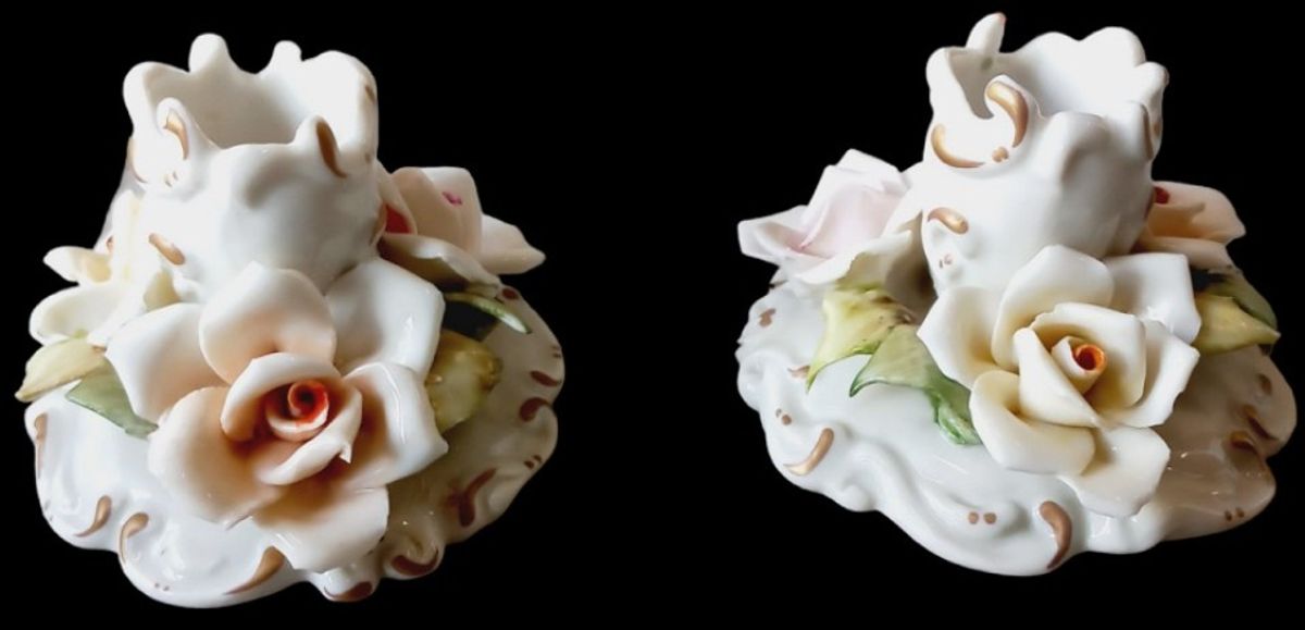 Paar Capodimonte Rozenkandelaars. image 3
