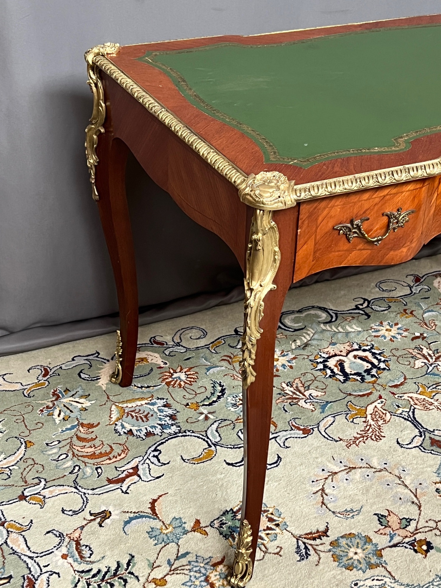 Rococo Schrijftafel, Bureau, Desk. image 4
