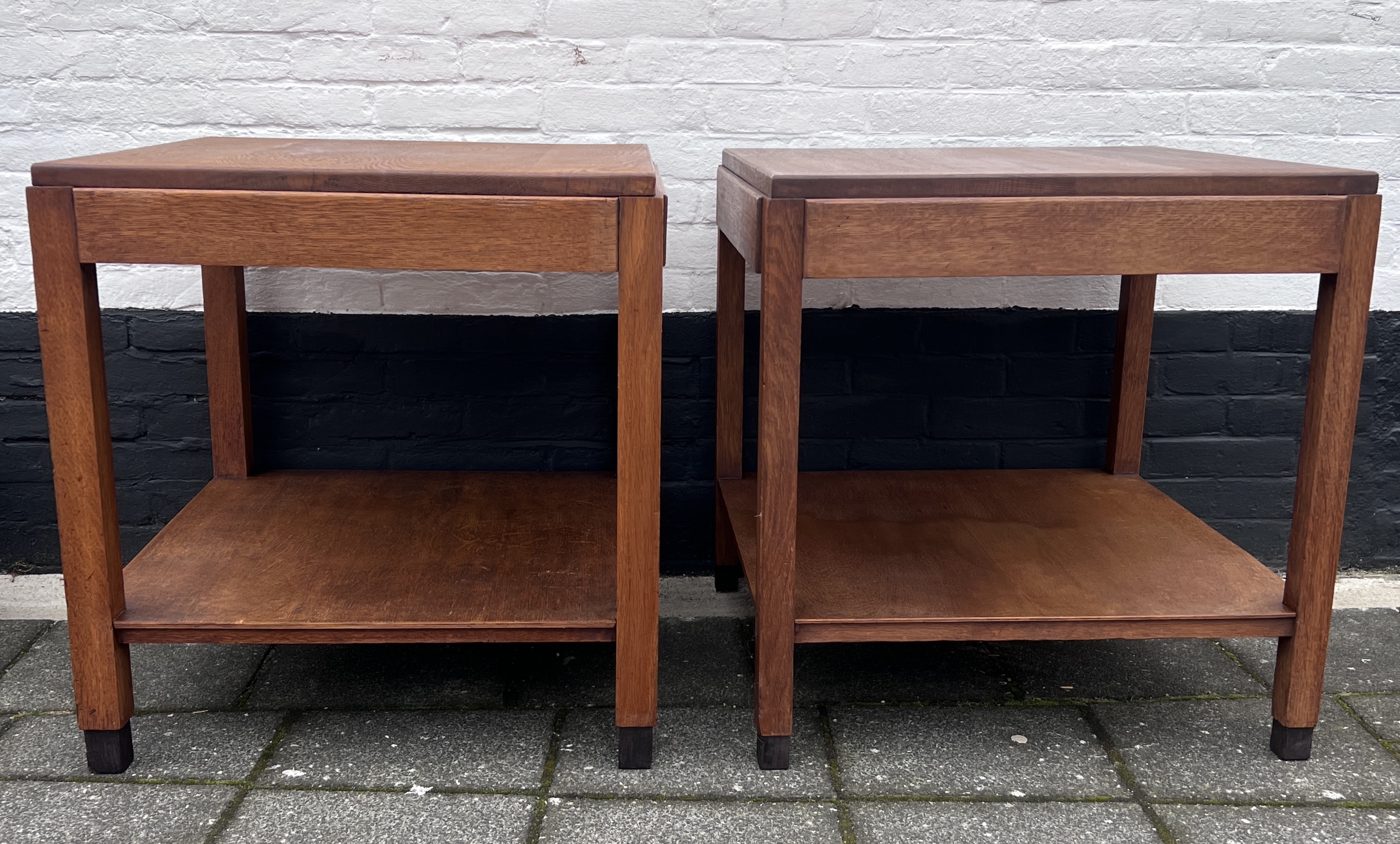 Set Van 2 Bijna Identieke Eiken Tafels Met Onderblad 61 Cm Hoog image 2