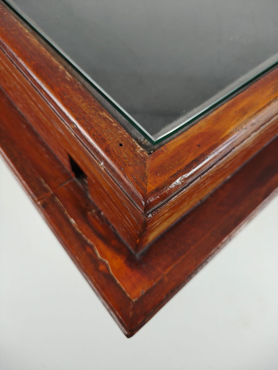 Eikenhouten Museumvitrinekast Uit De Jaren 40-50 – Horizontaal Gebogen Model image 17