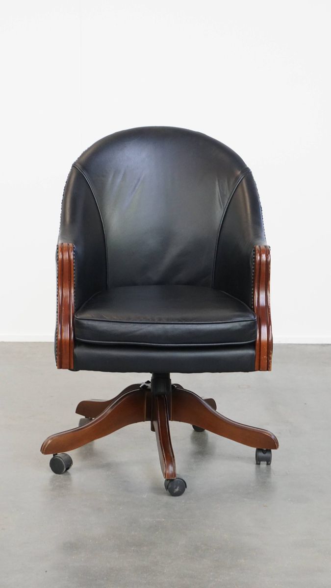 Klassieke En Luxe Zwarte Rundleren Bureaustoel In Engelse Stijl, Op Wieltjes image 2
