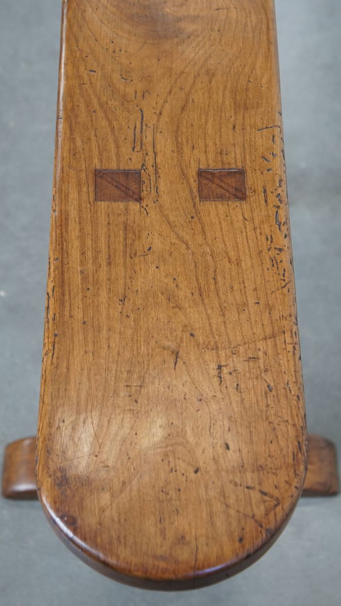 Antieke Halbank/ Bank Voor Aan De Eettafel Met Een Stijlvolle En Tijdloze Uitstraling image 11